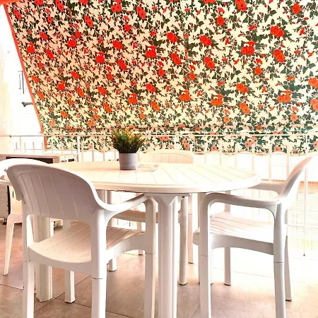 Book Gisamar Apartment *